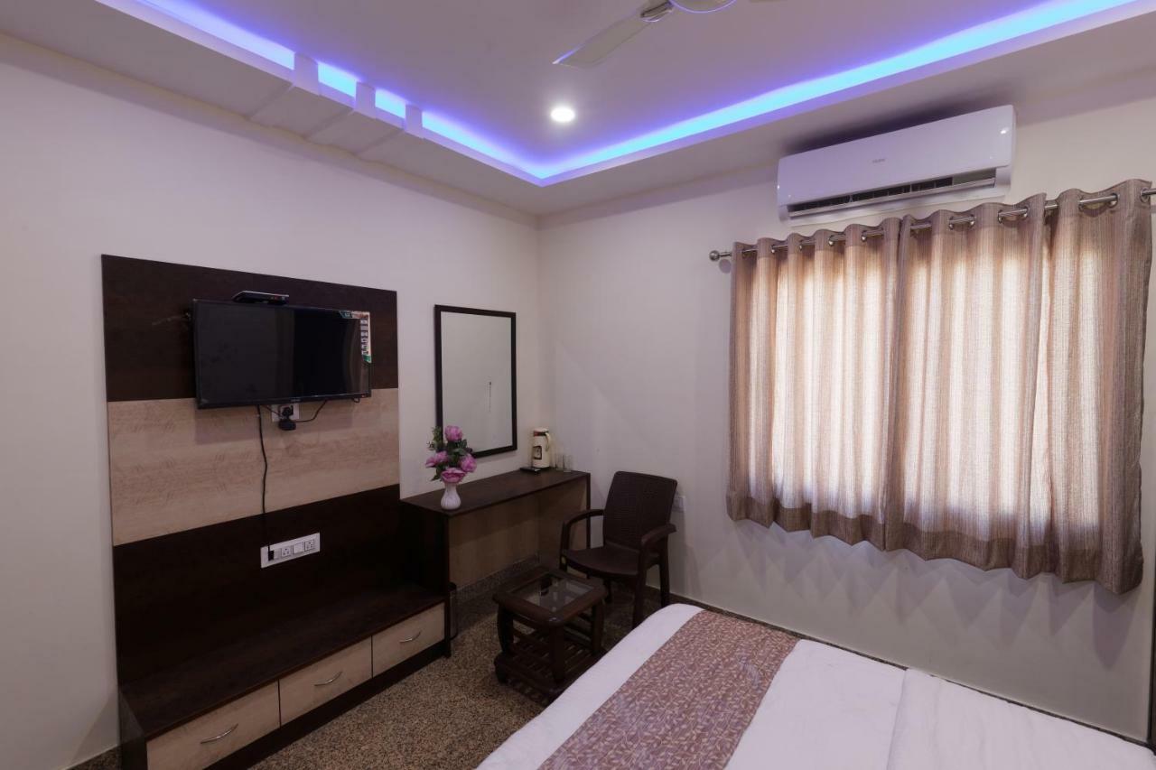 Vardan Villa Udajpur Zewnętrze zdjęcie