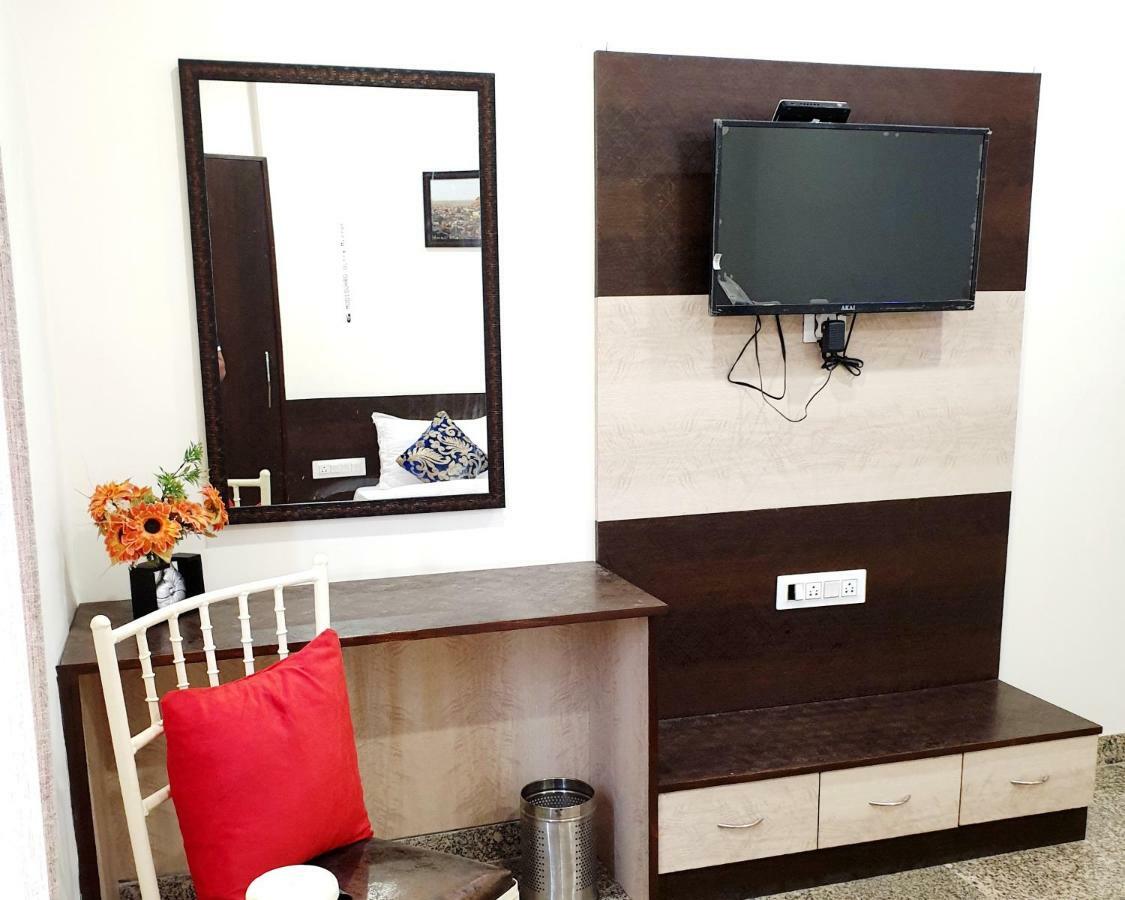 Vardan Villa Udajpur Zewnętrze zdjęcie