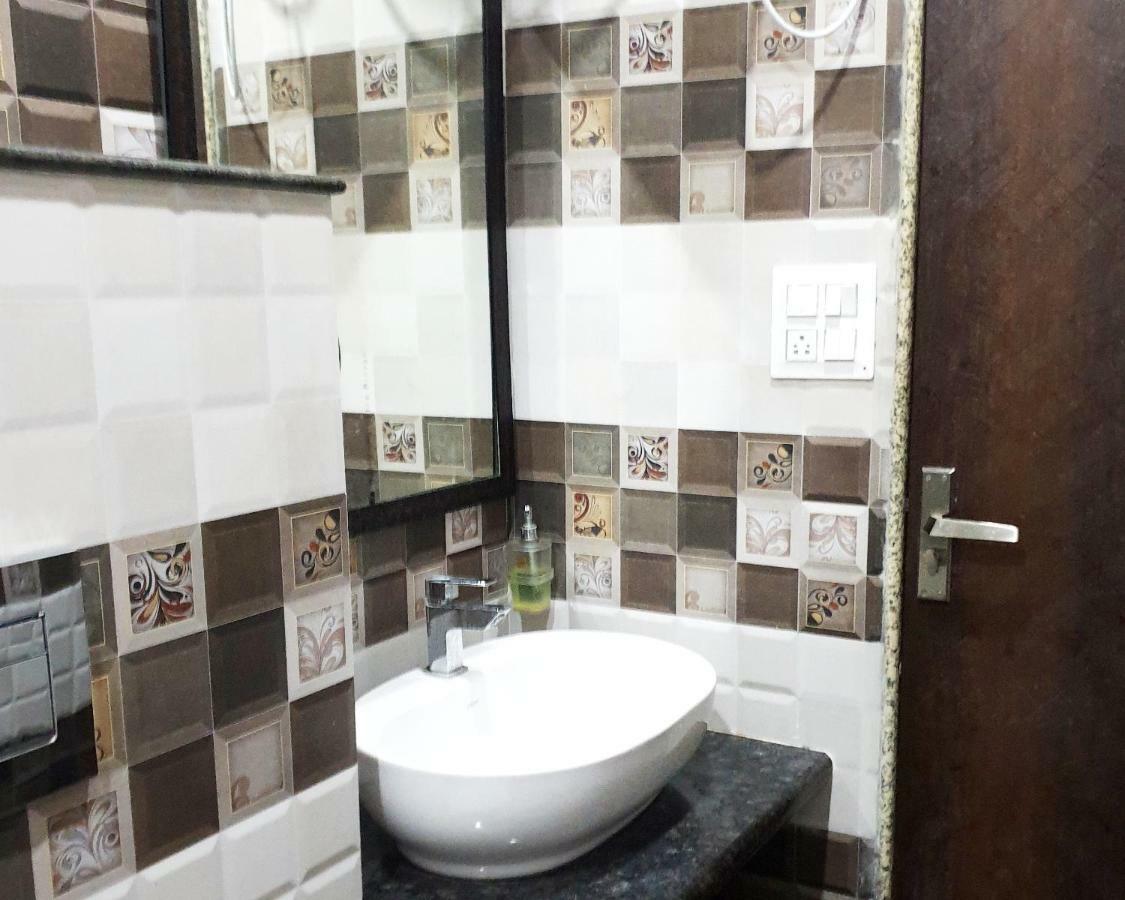 Vardan Villa Udajpur Zewnętrze zdjęcie